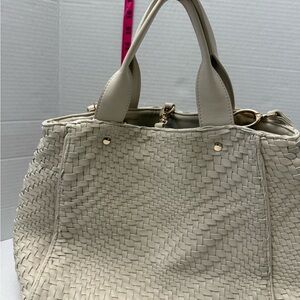 Deux Lux Versatile Chic Cream Woven Vegan Leather Convertible Crossbody/Handbag